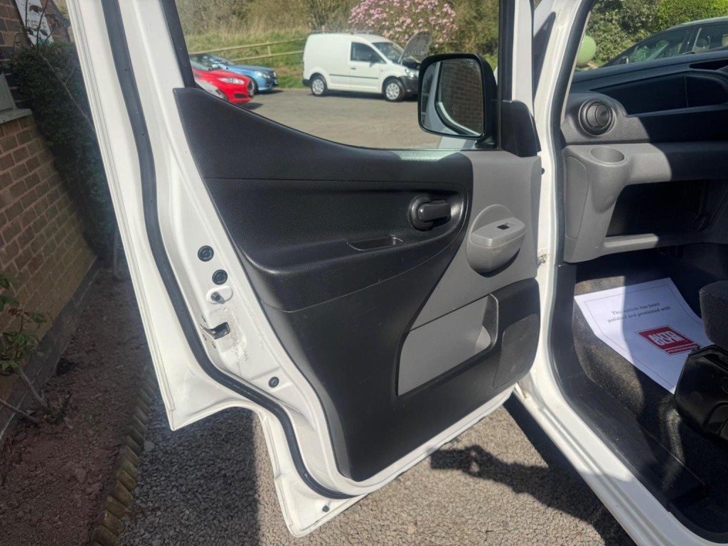 NISSAN NV200 1.5 dCi Acenta SWB Euro 5 6dr 2014