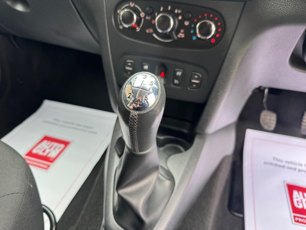 DACIA SANDERO STEPWAY 0.9 TCe Laureate Euro 6 (s/s) 5dr 2016