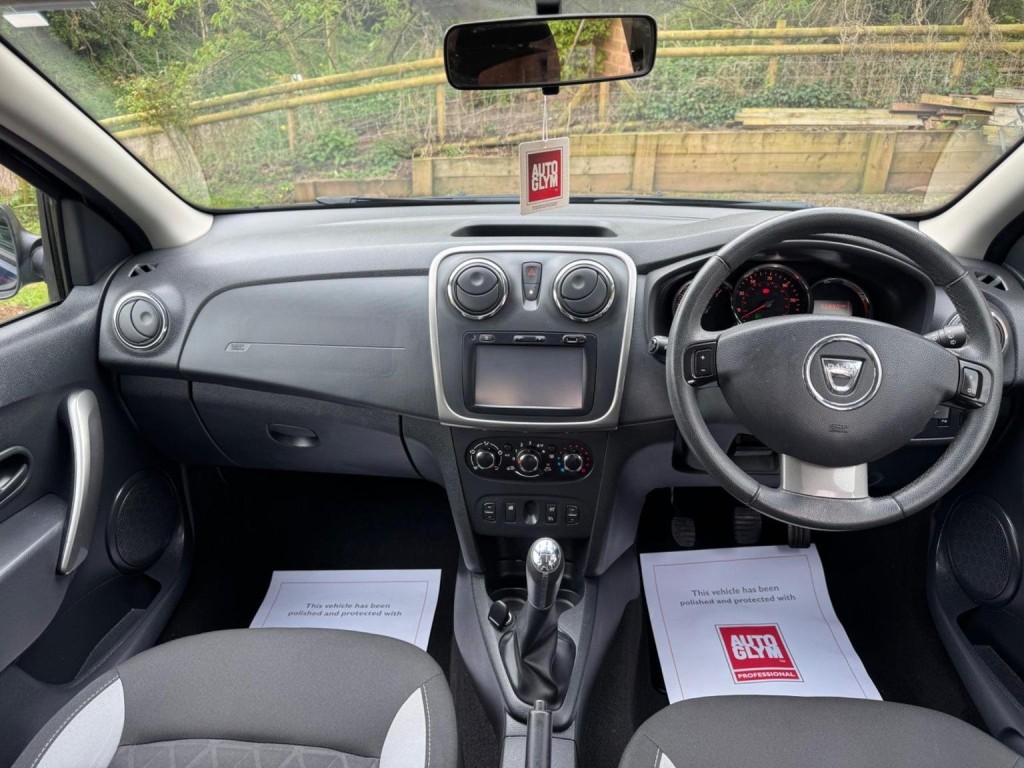 DACIA SANDERO STEPWAY 0.9 TCe Laureate Euro 6 (s/s) 5dr 2016