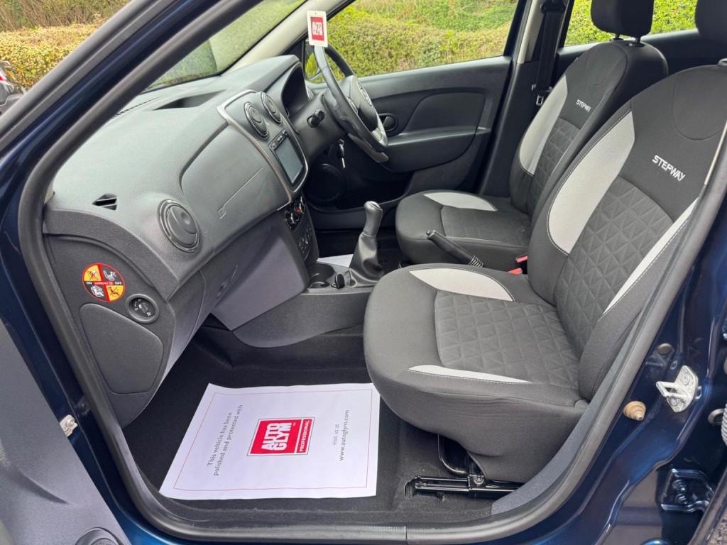 DACIA SANDERO STEPWAY 0.9 TCe Laureate Euro 6 (s/s) 5dr 2016