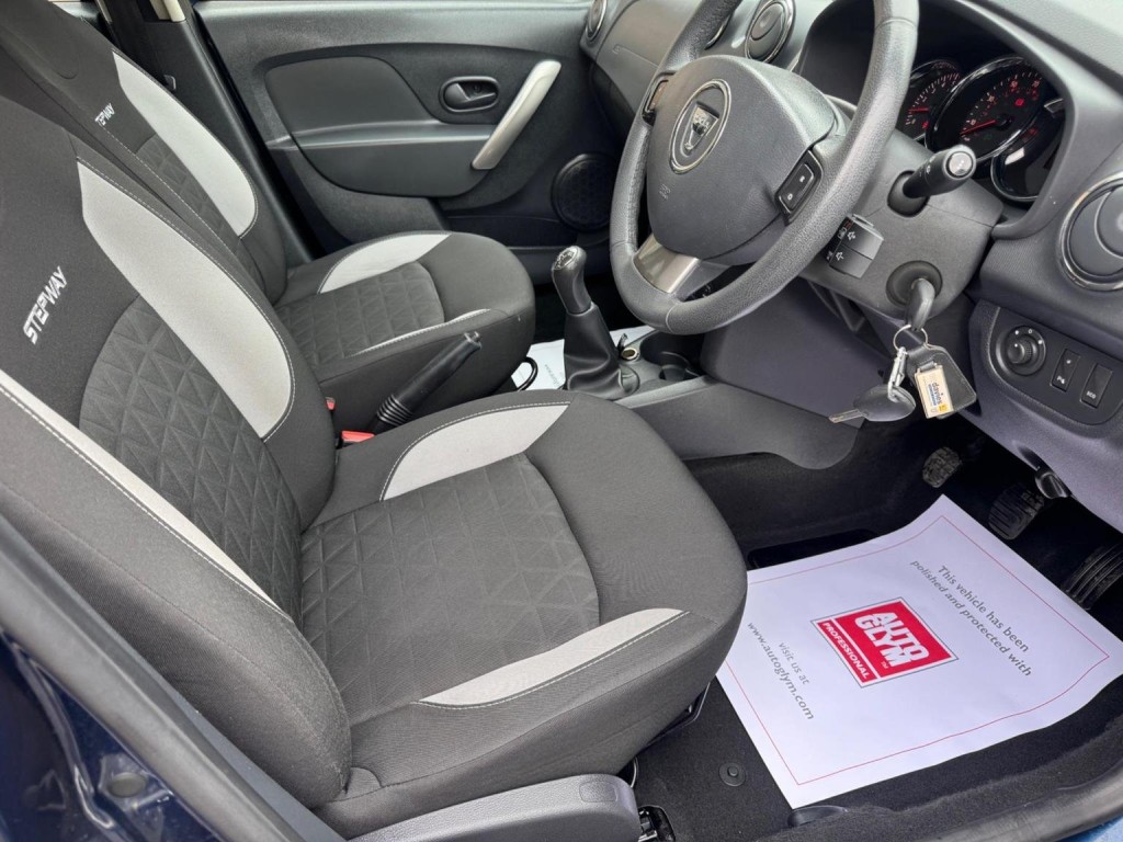 DACIA SANDERO STEPWAY 0.9 TCe Laureate Euro 6 (s/s) 5dr 2016