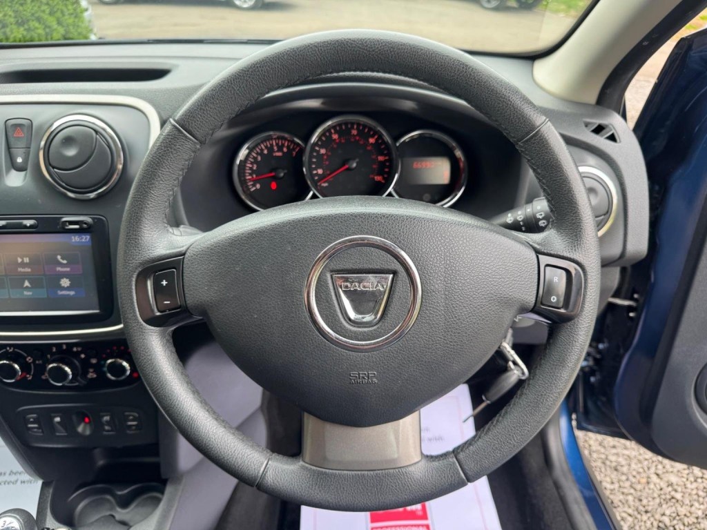 DACIA SANDERO STEPWAY 0.9 TCe Laureate Euro 6 (s/s) 5dr 2016