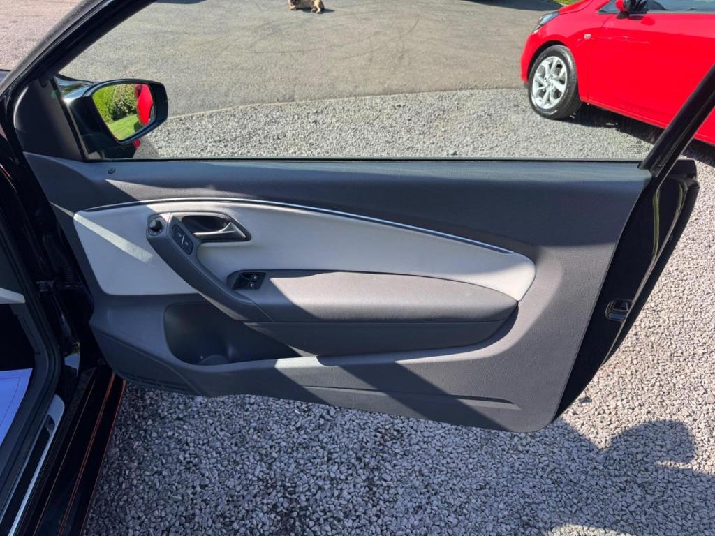 VOLKSWAGEN POLO 1.0 BlueMotion Tech beats Euro 6 (s/s) 3dr 2016