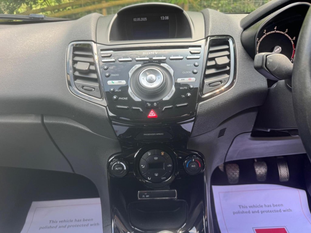 FORD FIESTA 1.0T EcoBoost Titanium Euro 5 (s/s) 5dr 2013