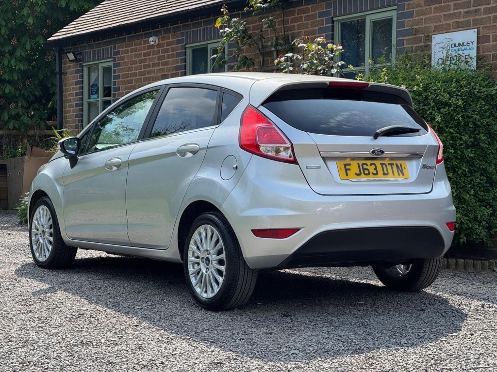 FORD FIESTA 1.0T EcoBoost Titanium Euro 5 (s/s) 5dr 2013