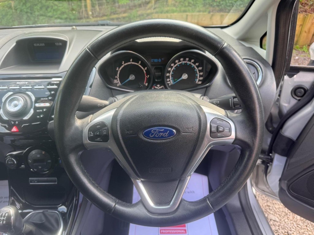 FORD FIESTA 1.0T EcoBoost Titanium Euro 5 (s/s) 5dr 2013