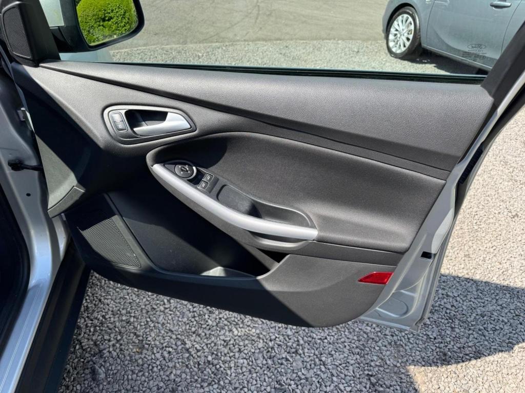 FORD FOCUS 1.5 TDCi Zetec Euro 6 (s/s) 5dr 2016