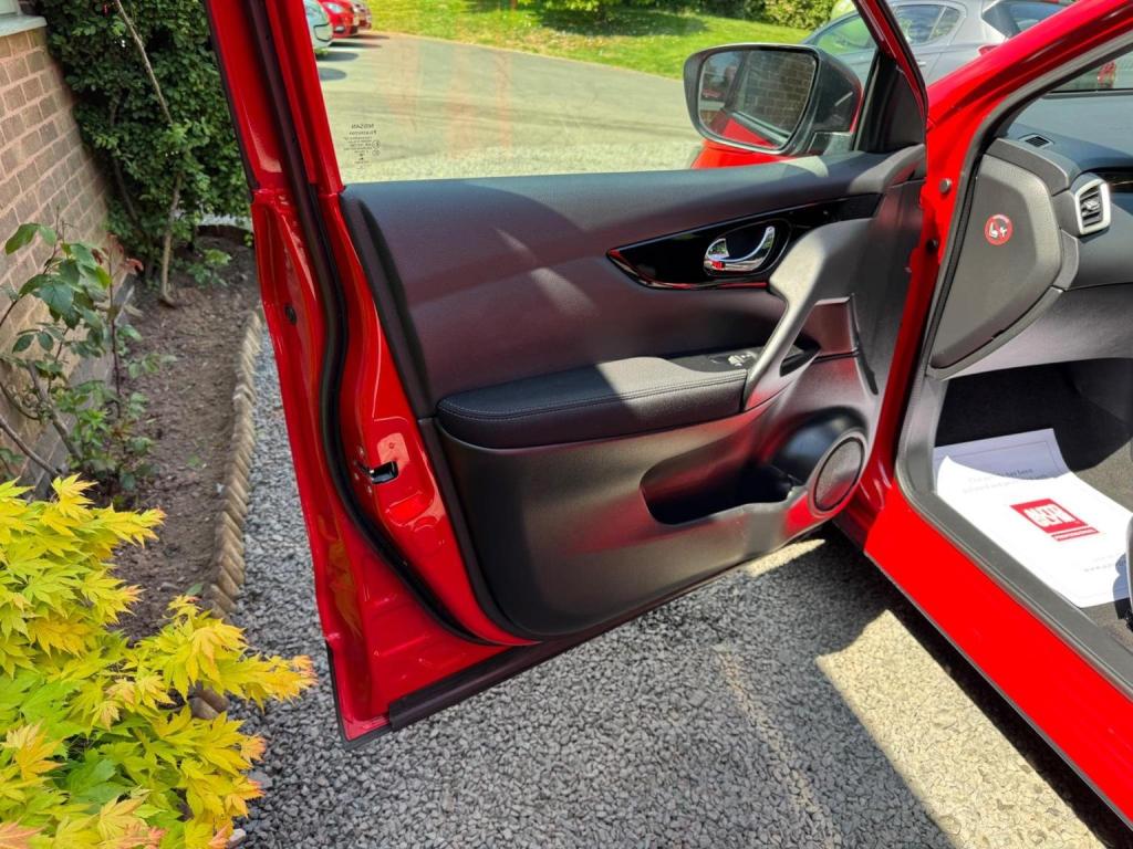 NISSAN QASHQAI 1.5 dCi Acenta 2WD Euro 6 (s/s) 5dr 2016