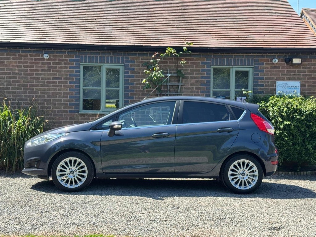 FORD FIESTA 1.0T EcoBoost Titanium Euro 5 (s/s) 5dr 2014