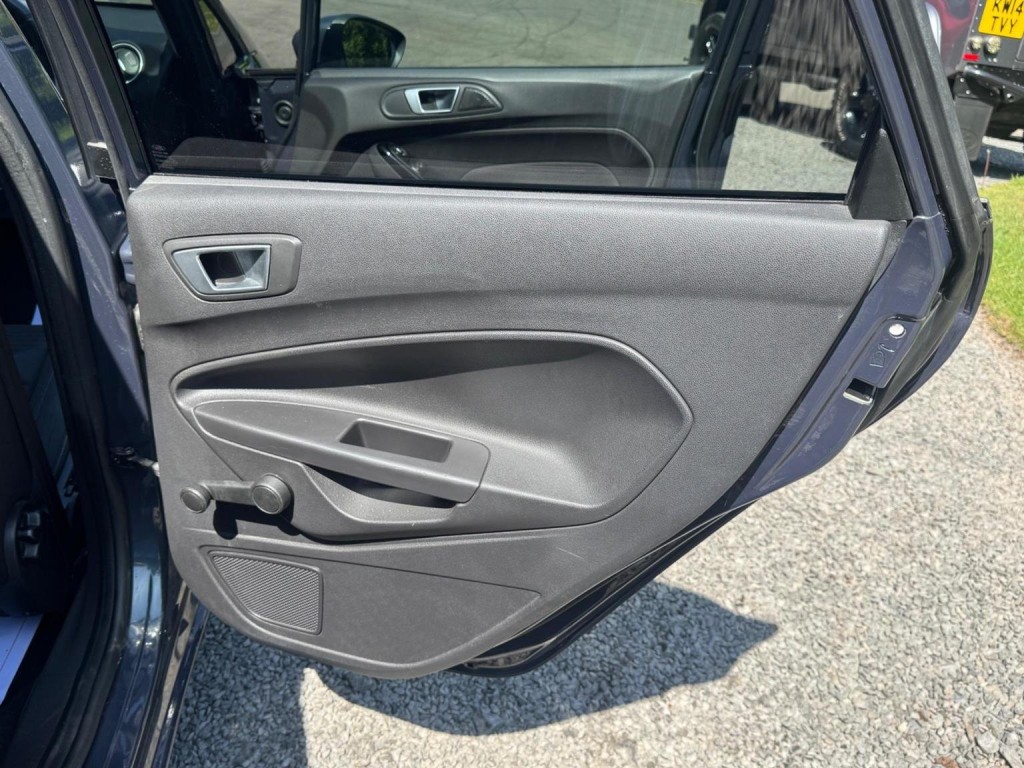 FORD FIESTA 1.0T EcoBoost Titanium Euro 5 (s/s) 5dr 2014