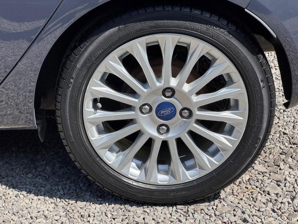 FORD FIESTA 1.0T EcoBoost Titanium Euro 5 (s/s) 5dr 2014