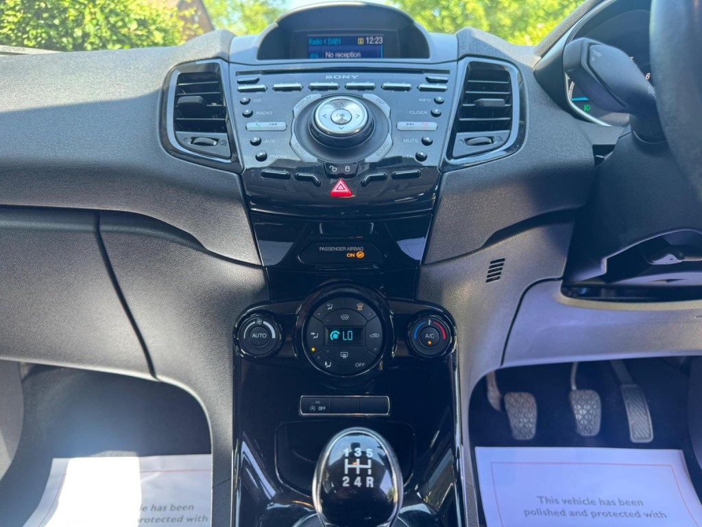 FORD FIESTA 1.0T EcoBoost Titanium Euro 5 (s/s) 5dr 2014