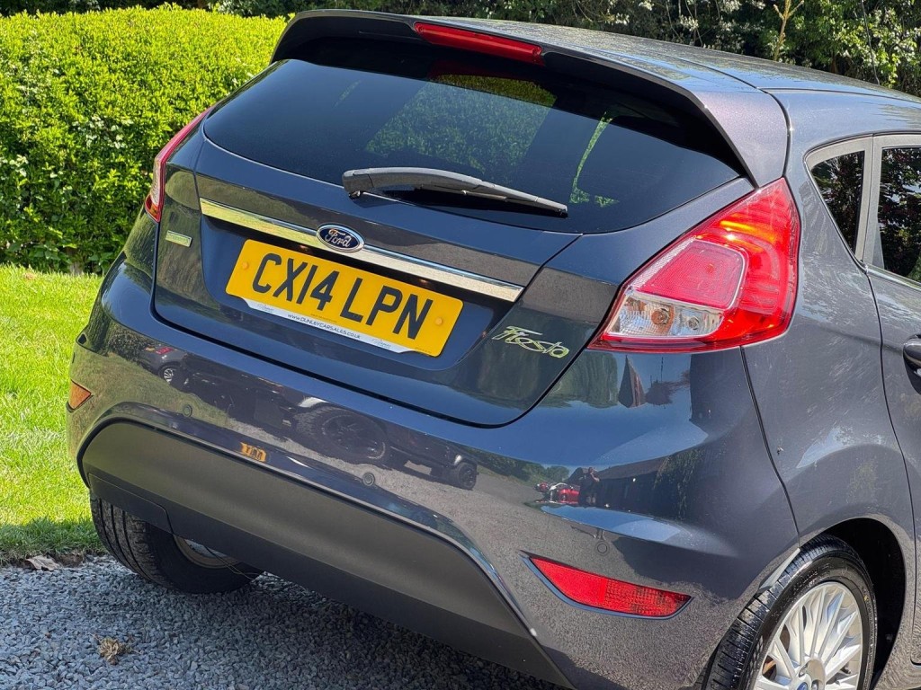 FORD FIESTA 1.0T EcoBoost Titanium Euro 5 (s/s) 5dr 2014