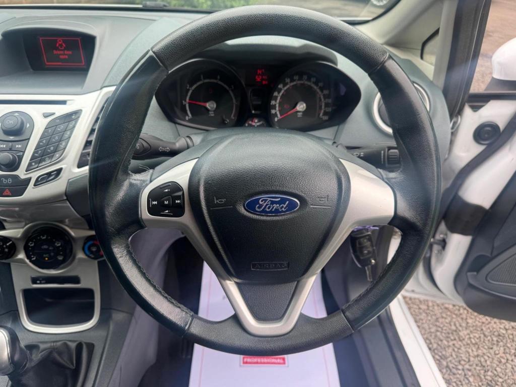FORD FIESTA 1.6 Zetec S 3dr 2011