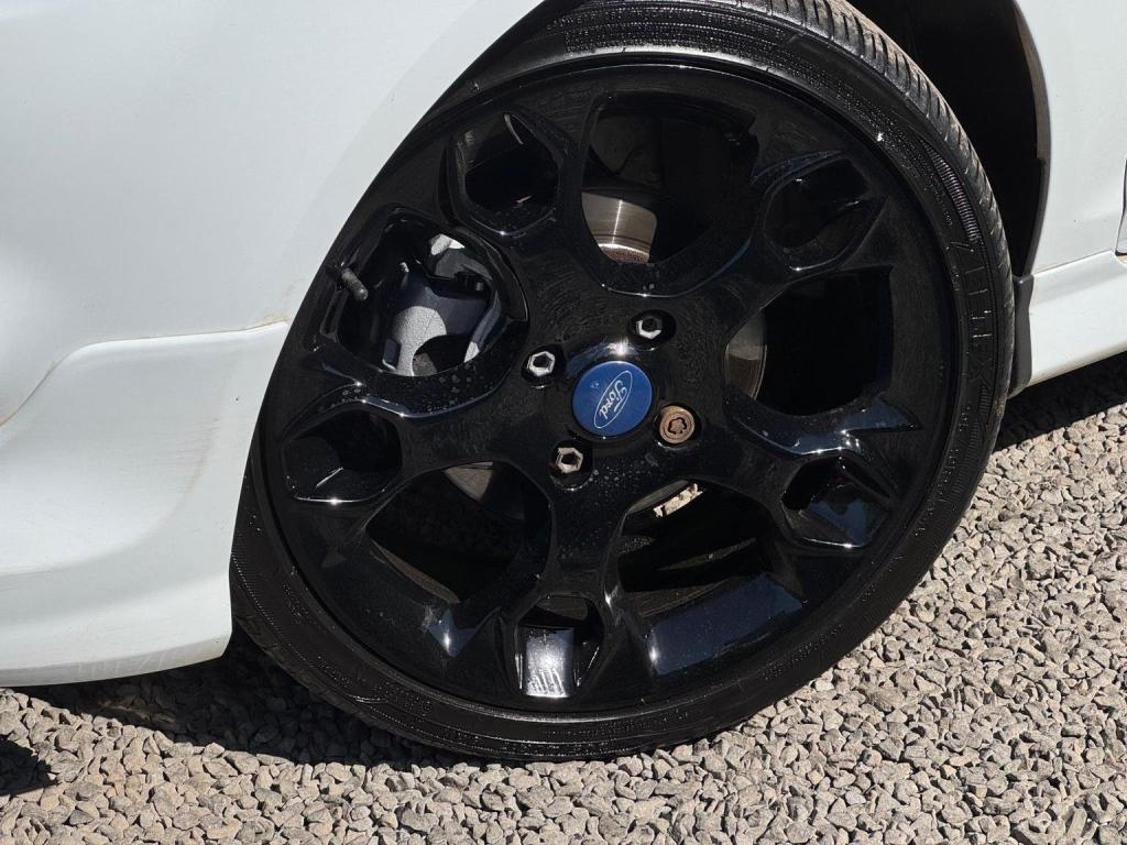 FORD FIESTA 1.6 Zetec S 3dr 2011