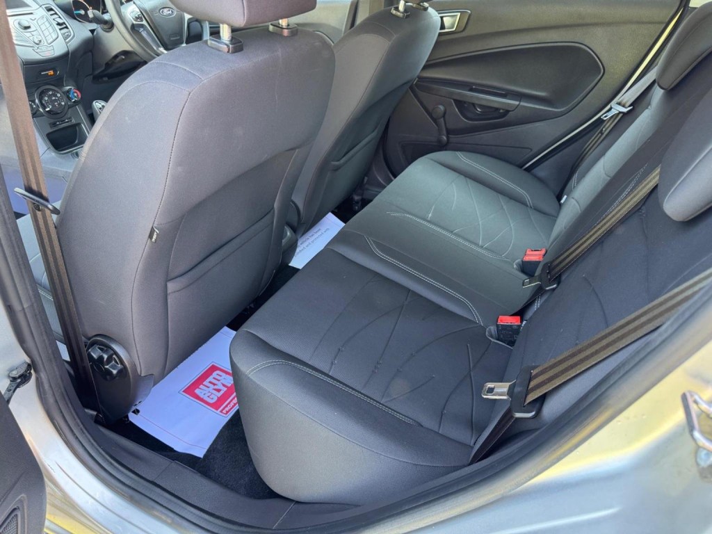 FORD FIESTA 1.5 TDCi Style Euro 5 5dr 2013