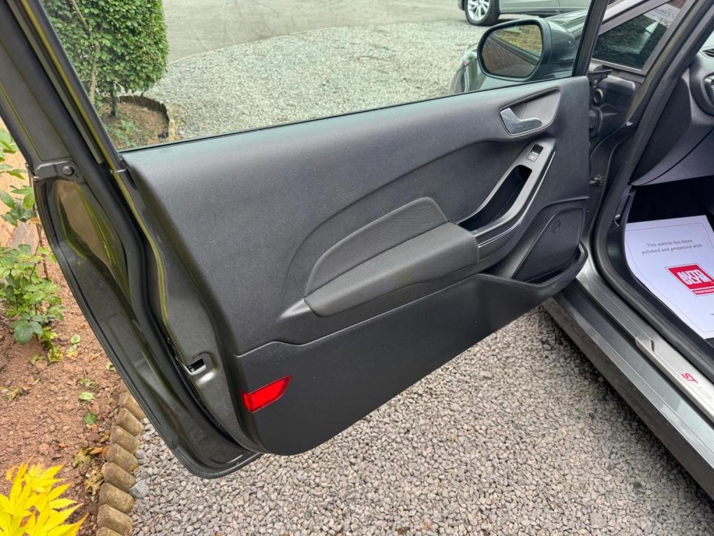 FORD FIESTA 1.0T EcoBoost ST-Line Euro 6 (s/s) 3dr 2018