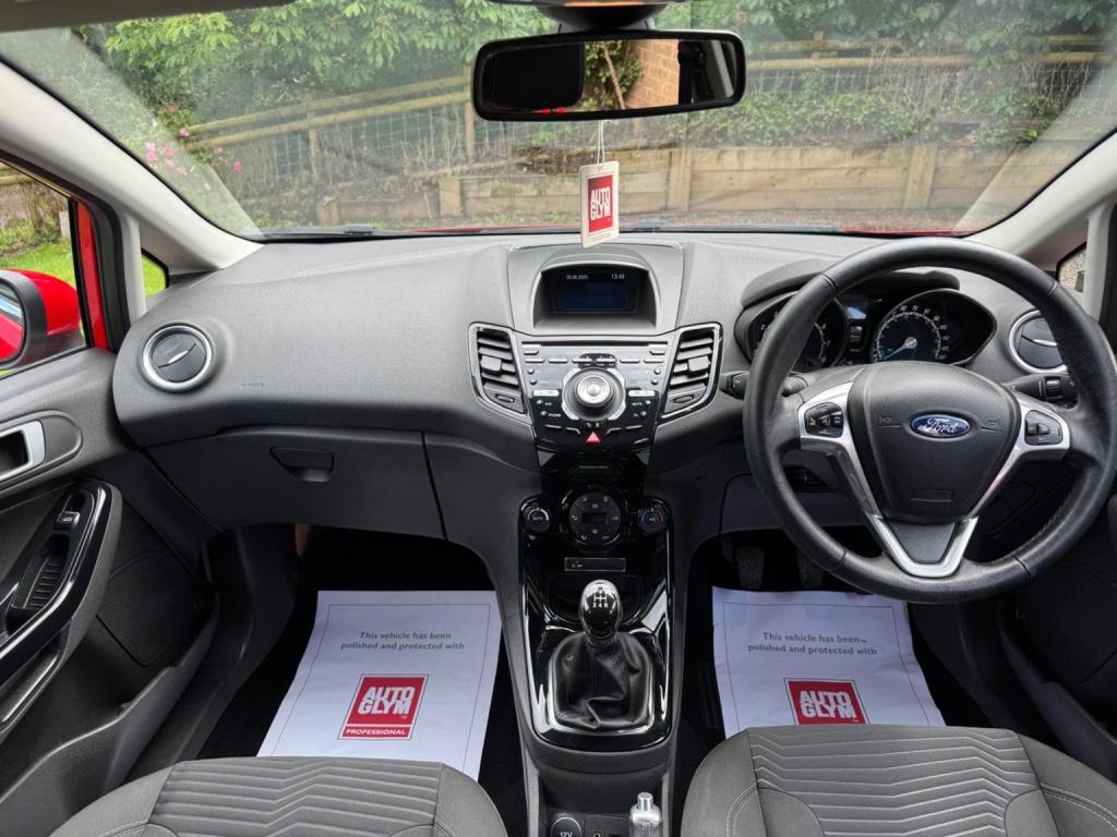 FORD FIESTA 1.0T EcoBoost Titanium Euro 5 (s/s) 5dr 2014