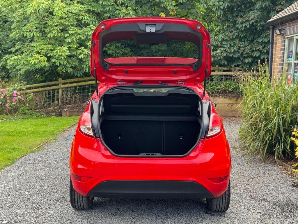 FORD FIESTA 1.0T EcoBoost Titanium Euro 5 (s/s) 5dr 2014