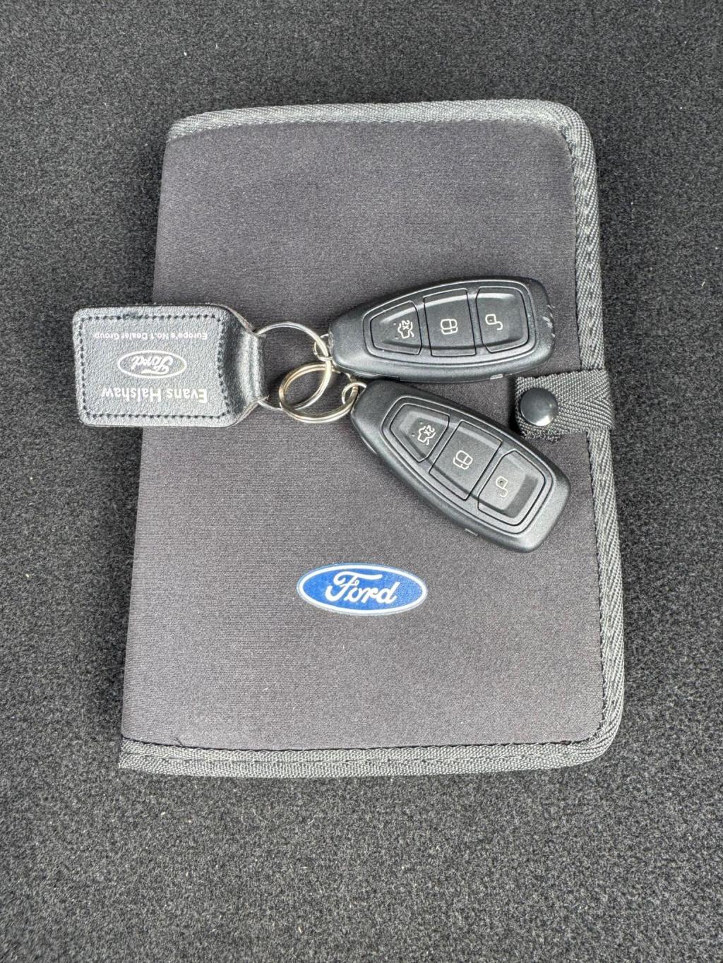 FORD FIESTA 1.0T EcoBoost Titanium Euro 5 (s/s) 5dr 2014