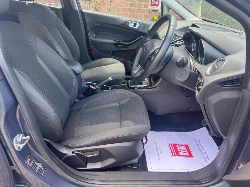 FORD FIESTA 1.0T EcoBoost Titanium Euro 5 (s/s) 5dr 2015