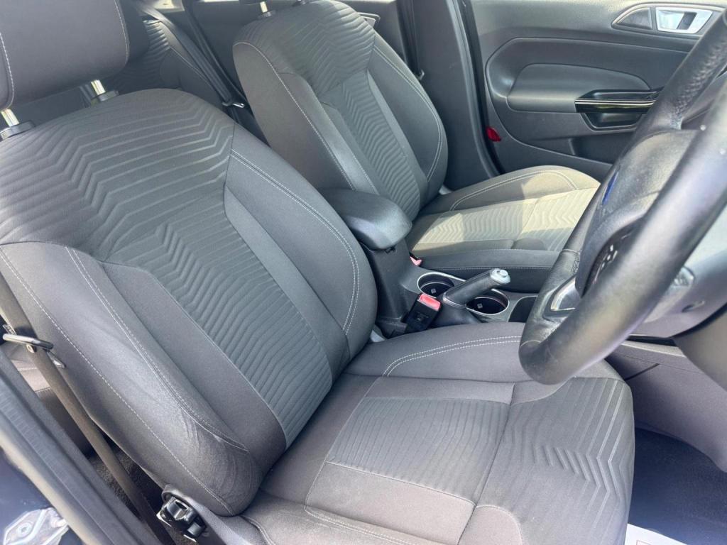 FORD FIESTA 1.0T EcoBoost Titanium Euro 5 (s/s) 5dr 2015