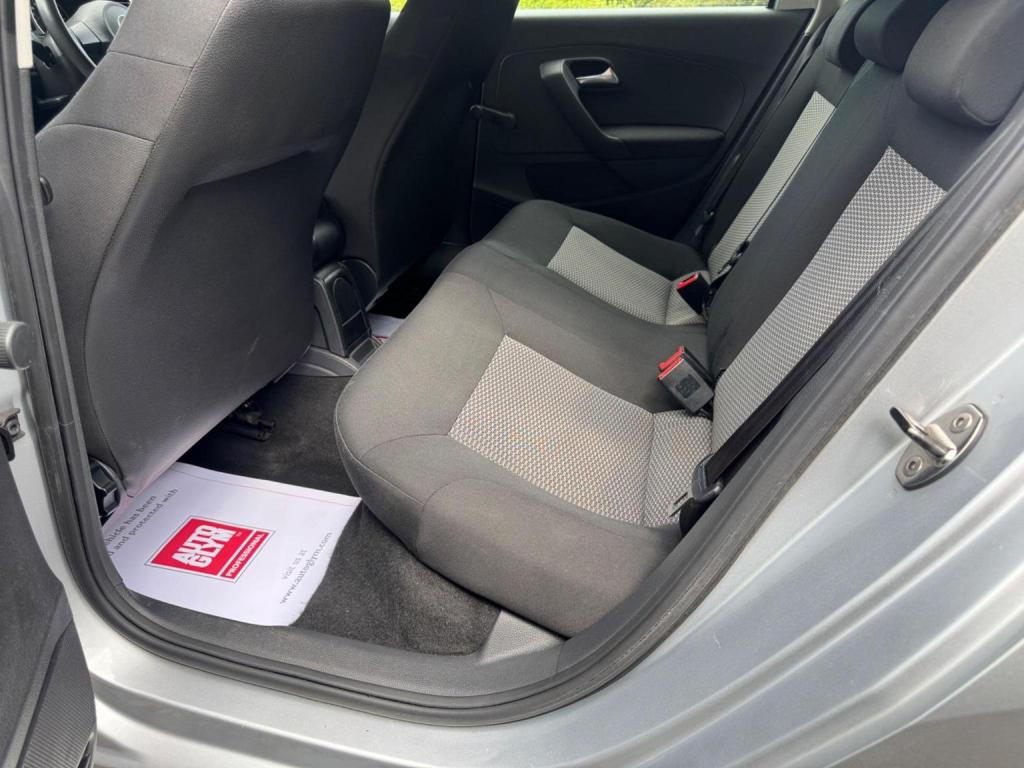 VOLKSWAGEN POLO 1.2 TDI BlueMotion Euro 5 (s/s) 5dr 2012