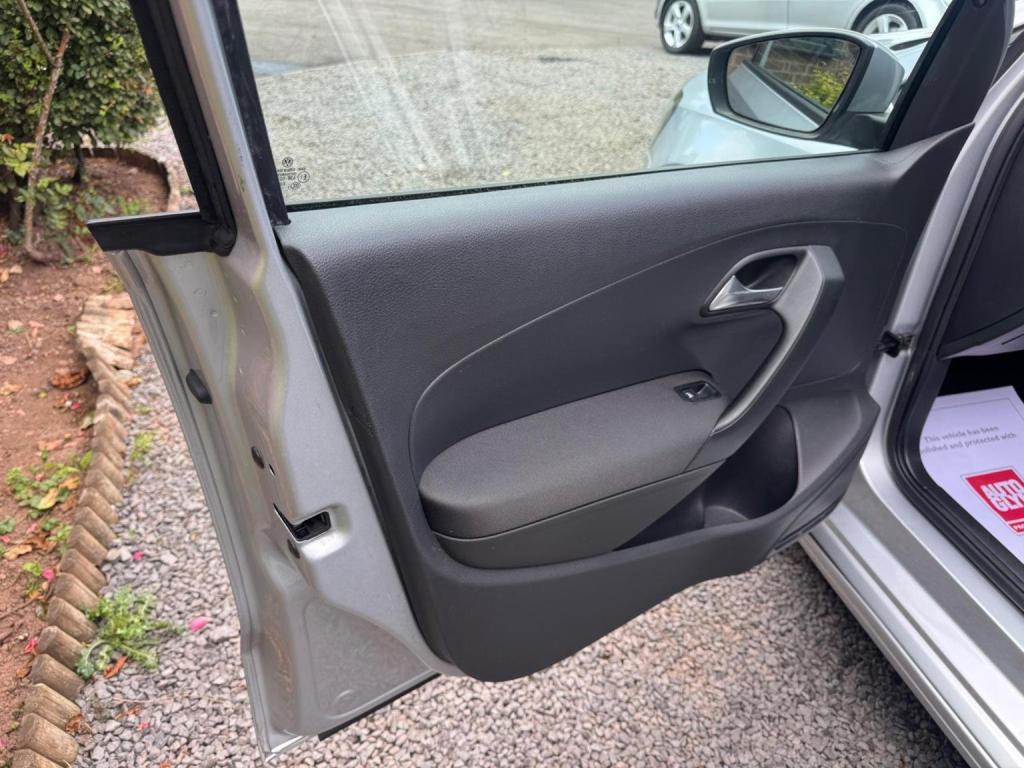 VOLKSWAGEN POLO 1.2 TDI BlueMotion Euro 5 (s/s) 5dr 2012