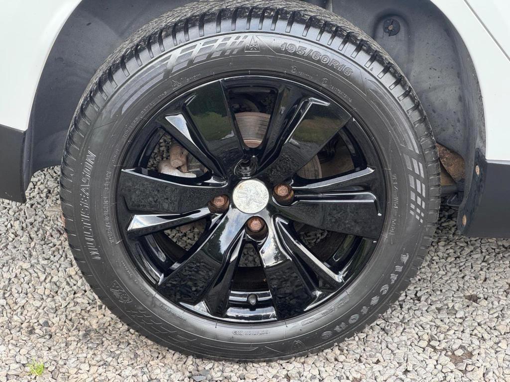 PEUGEOT 2008 1.4 HDi Active Euro 5 5dr 2014