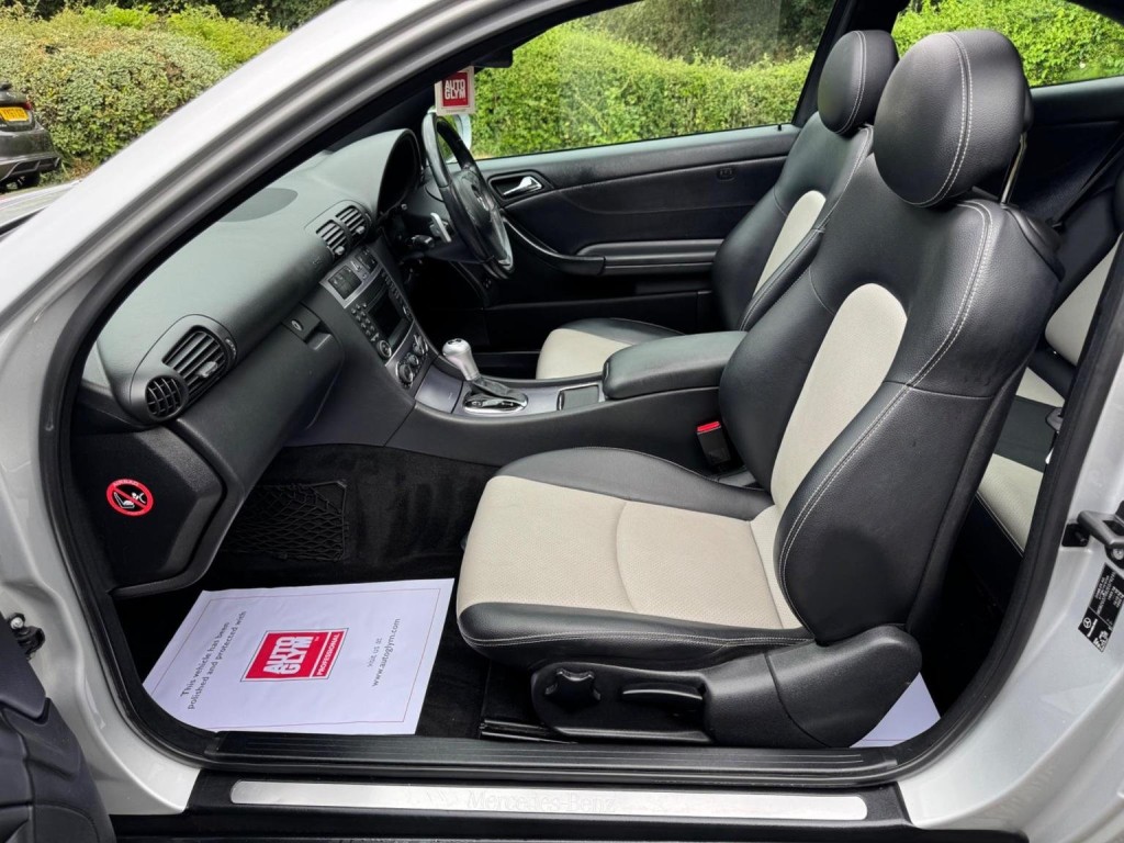 MERCEDES-BENZ CLC CLASS 2.1 CLC220 CDI Sport Coupe Auto Euro 4 3dr 2010