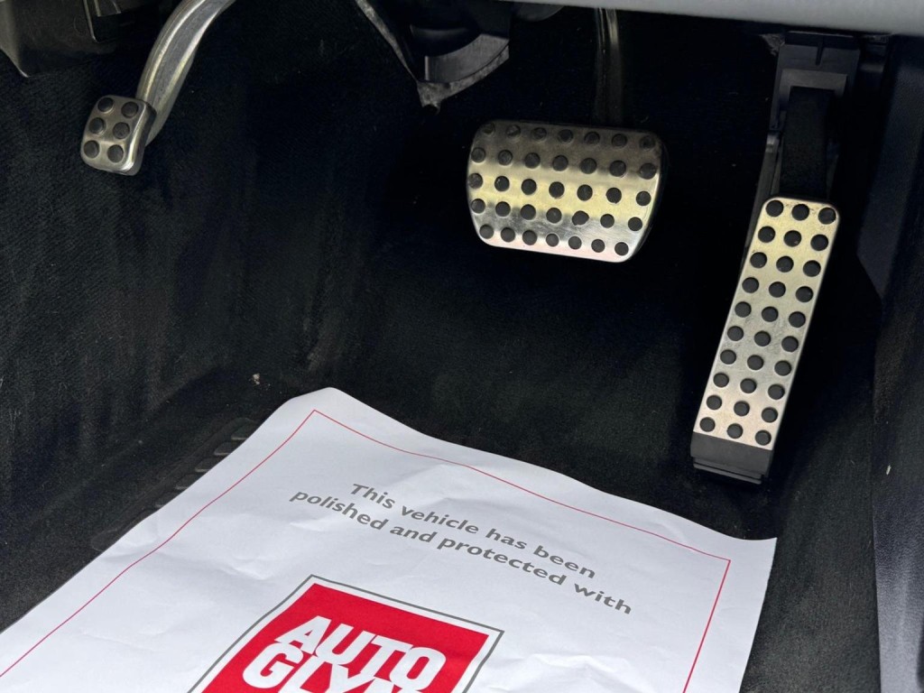 MERCEDES-BENZ CLC CLASS 2.1 CLC220 CDI Sport Coupe Auto Euro 4 3dr 2010