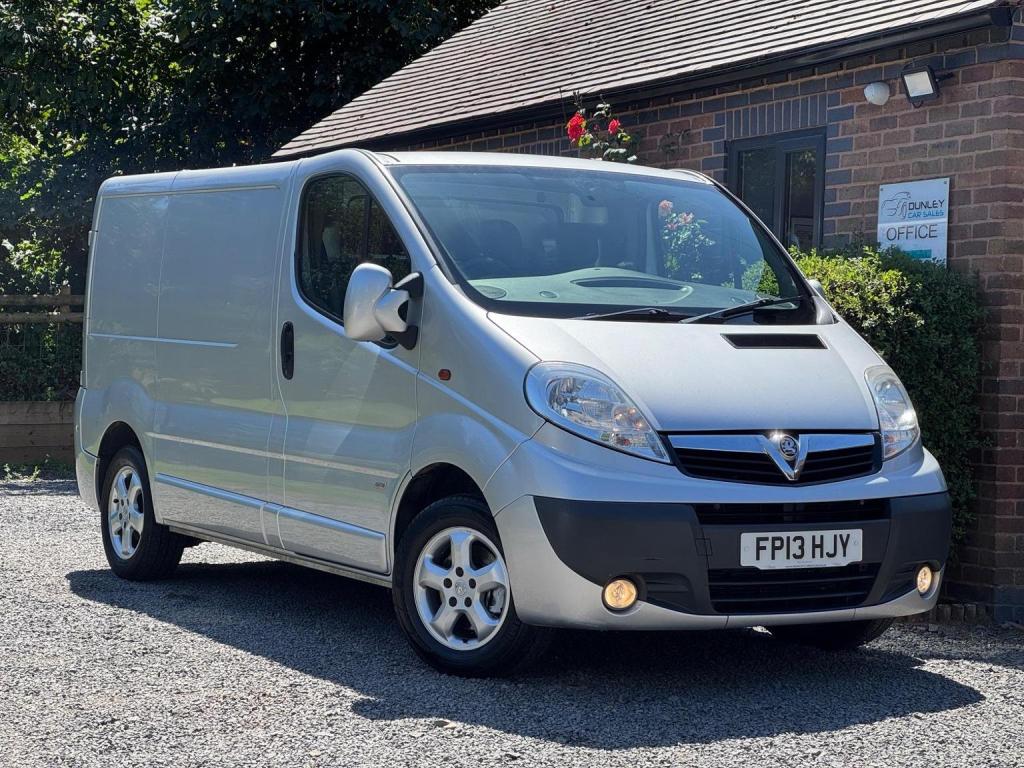 VAUXHALL VIVARO 2.0 CDTi Sportive FWD L1 4dr 2013