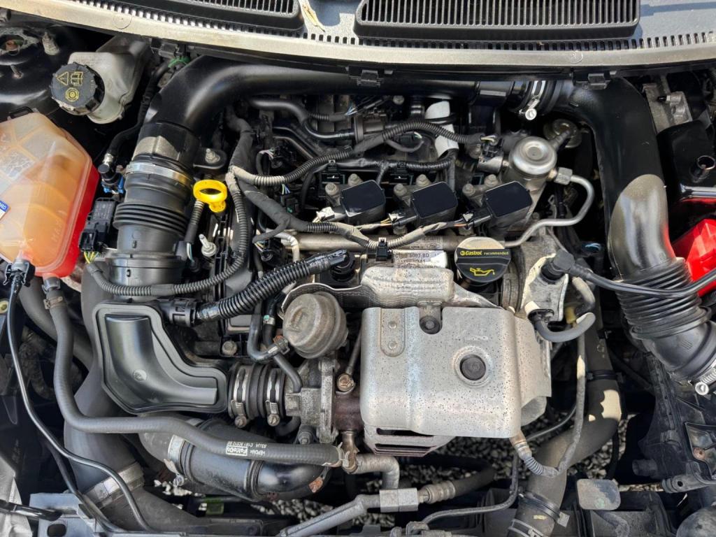 FORD FIESTA 1.0T EcoBoost Zetec Euro 5 (s/s) 3dr 2014