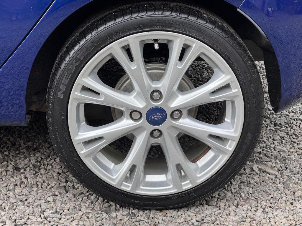 FORD FIESTA 1.0T EcoBoost Titanium Euro 6 (s/s) 5dr 2016