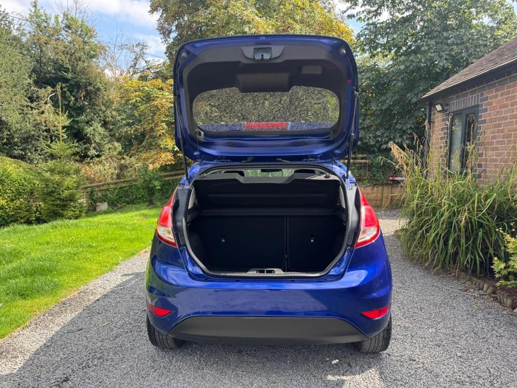 FORD FIESTA 1.0T EcoBoost Titanium Euro 5 (s/s) 5dr 2014