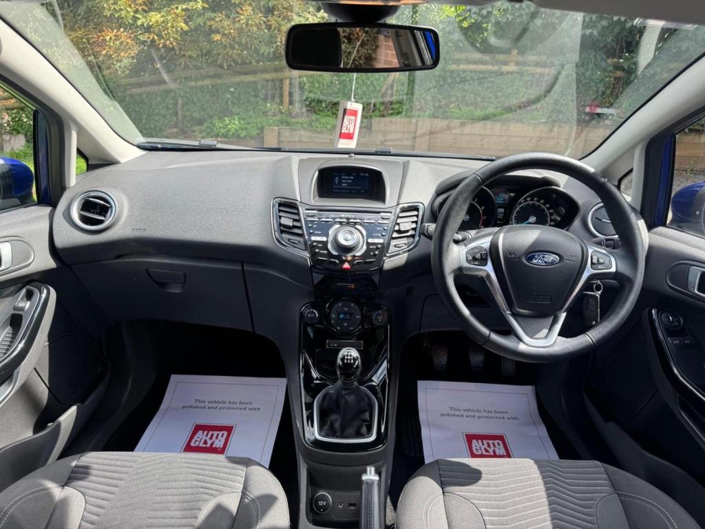 FORD FIESTA 1.0T EcoBoost Titanium Euro 5 (s/s) 5dr 2014