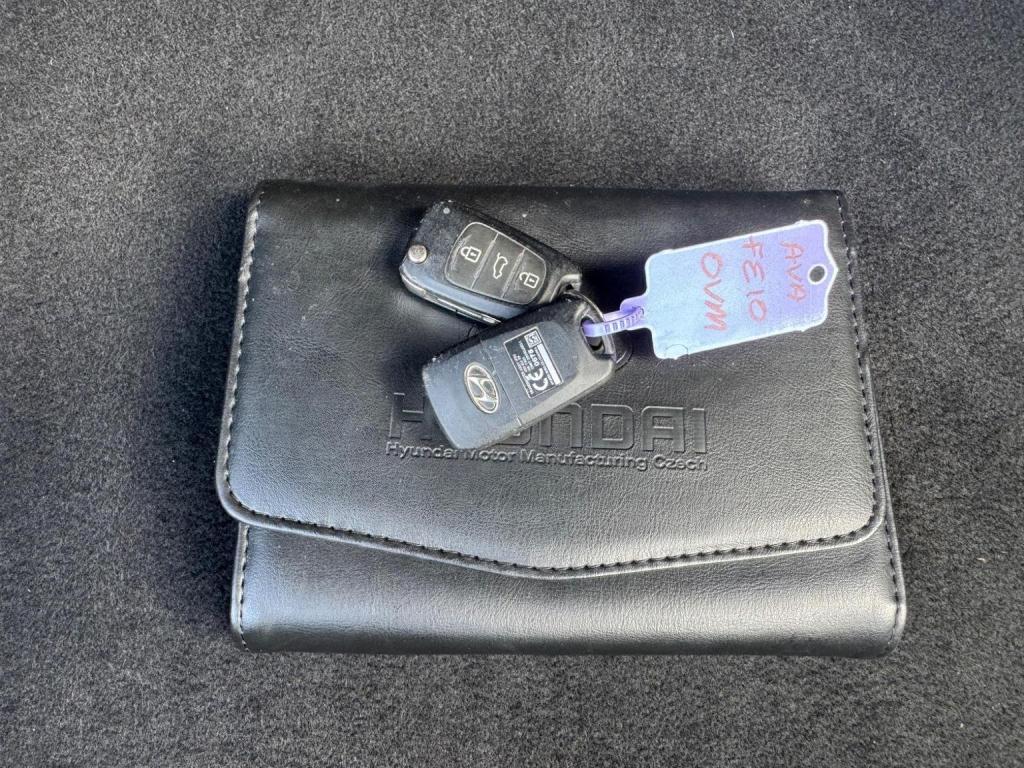 HYUNDAI I30 1.4 Comfort Euro 4 5dr 2010