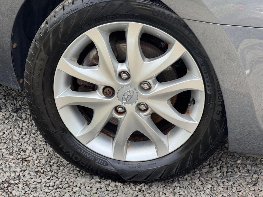 HYUNDAI I30 1.4 Comfort Euro 4 5dr 2010