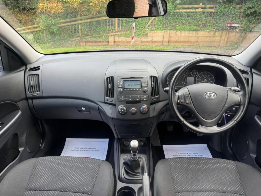 HYUNDAI I30 1.4 Comfort Euro 4 5dr 2010