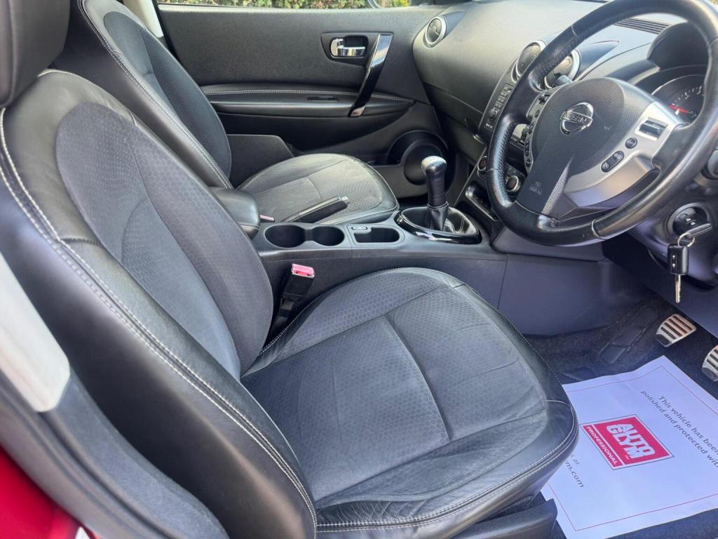 NISSAN QASHQAI 1.6 360 2WD Euro 5 5dr 2013