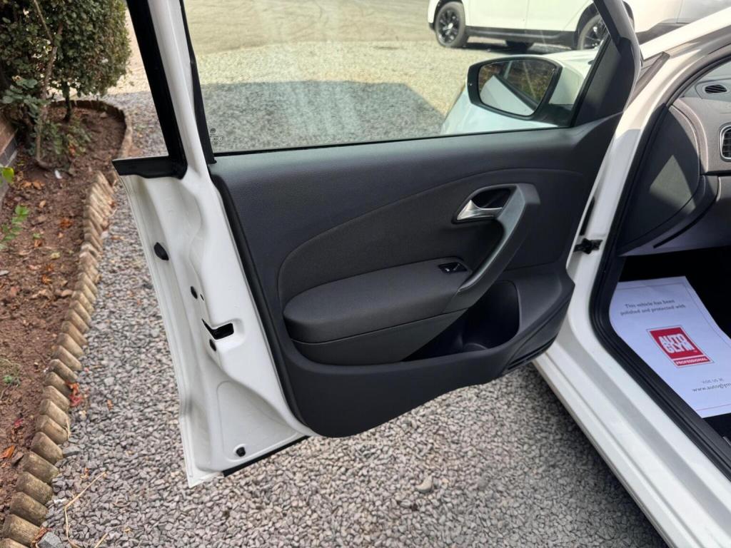 VOLKSWAGEN POLO 1.2 Match Euro 5 5dr 2012