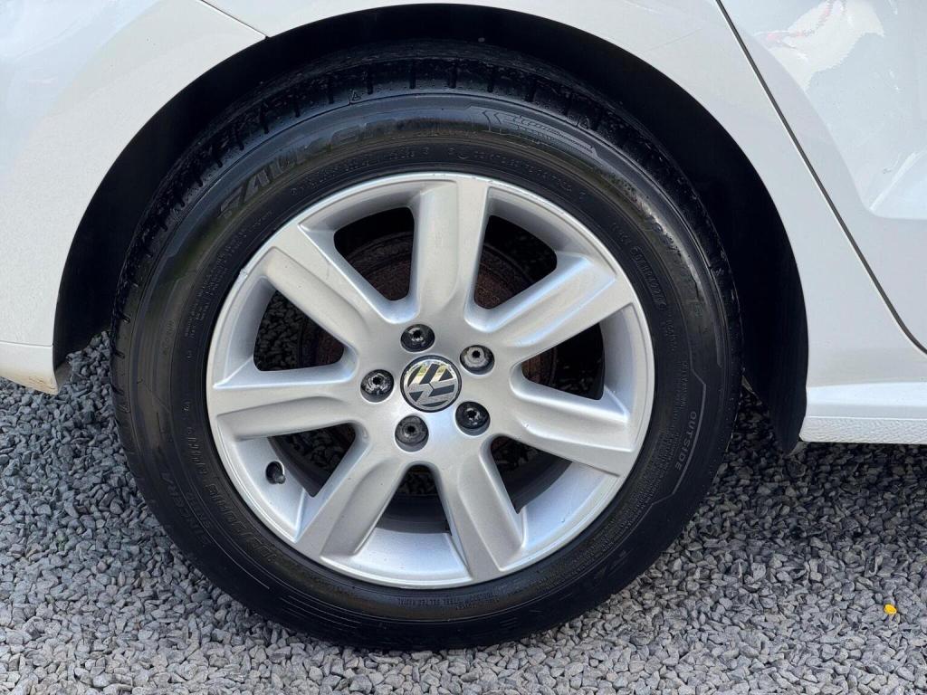 VOLKSWAGEN POLO 1.2 Match Euro 5 5dr 2012