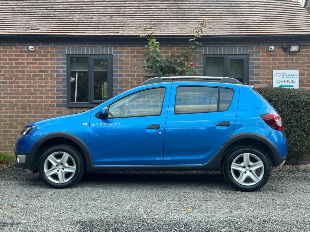 DACIA SANDERO STEPWAY 0.9 TCe Laureate Euro 6 (s/s) 5dr 2016