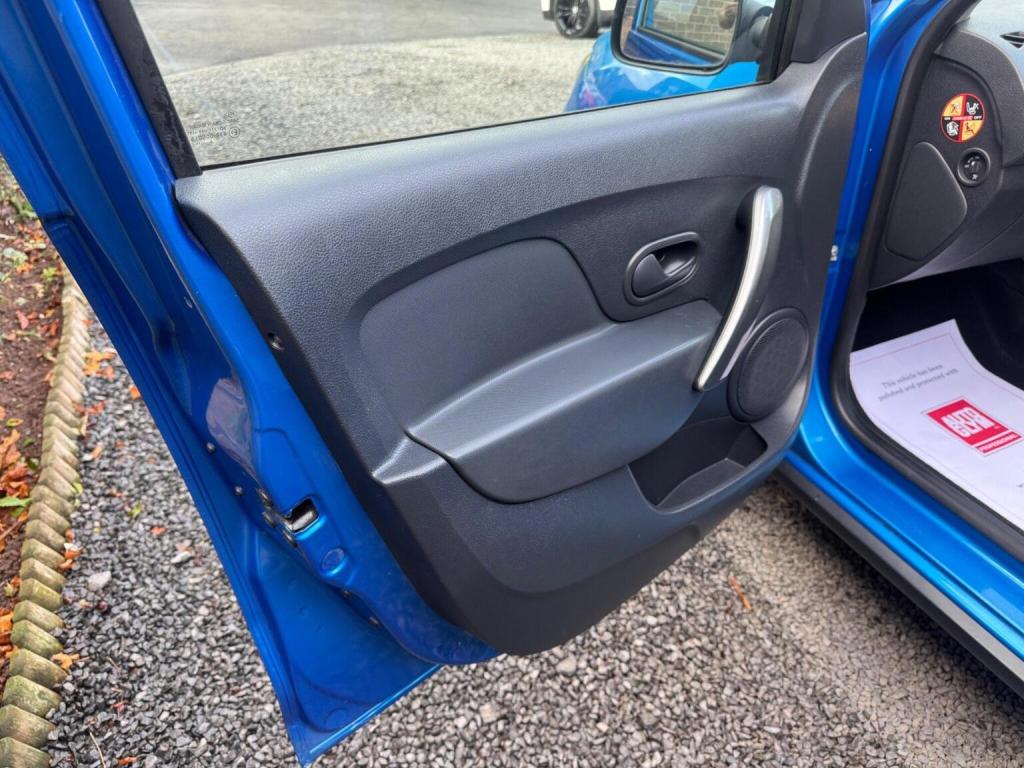 DACIA SANDERO STEPWAY 0.9 TCe Laureate Euro 6 (s/s) 5dr 2016