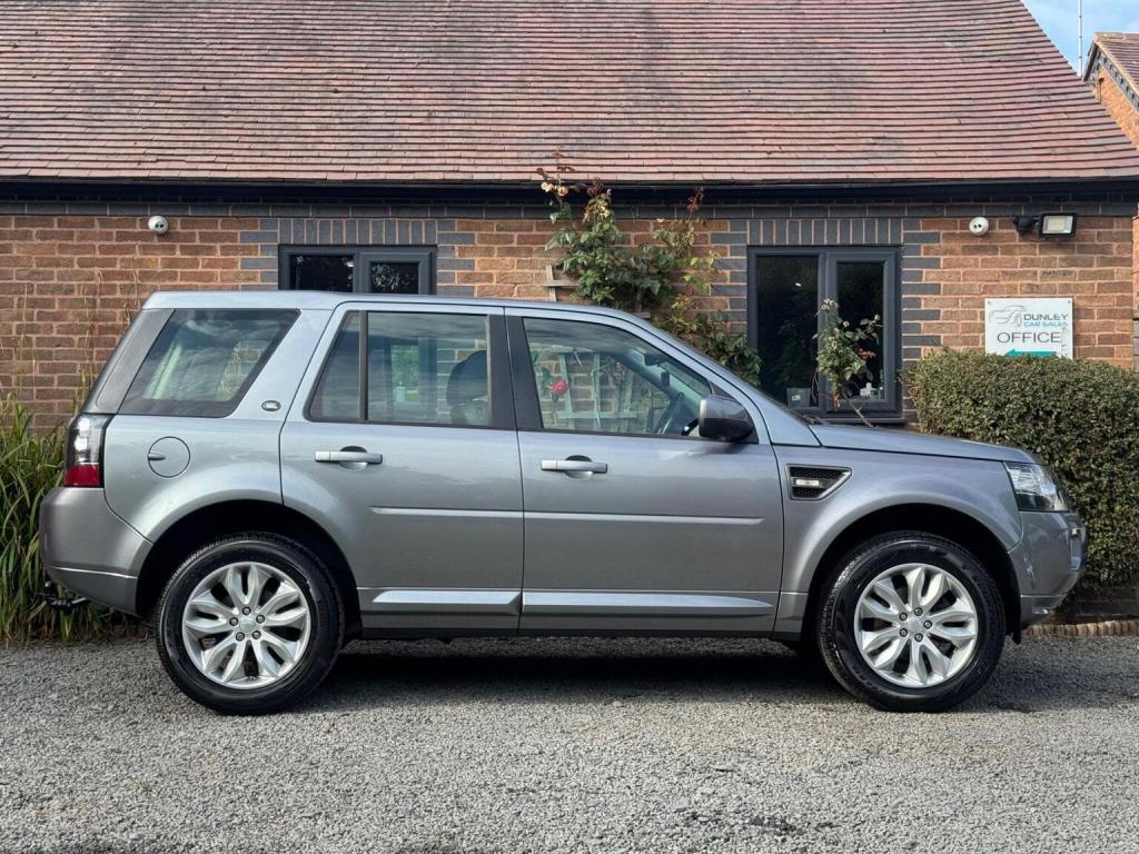 LAND ROVER FREELANDER 2 2.2 TD4 SE 4WD Euro 5 (s/s) 5dr 2014