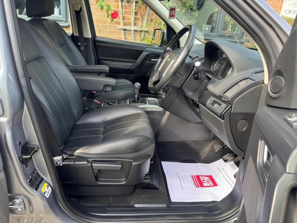 LAND ROVER FREELANDER 2 2.2 TD4 SE 4WD Euro 5 (s/s) 5dr 2014