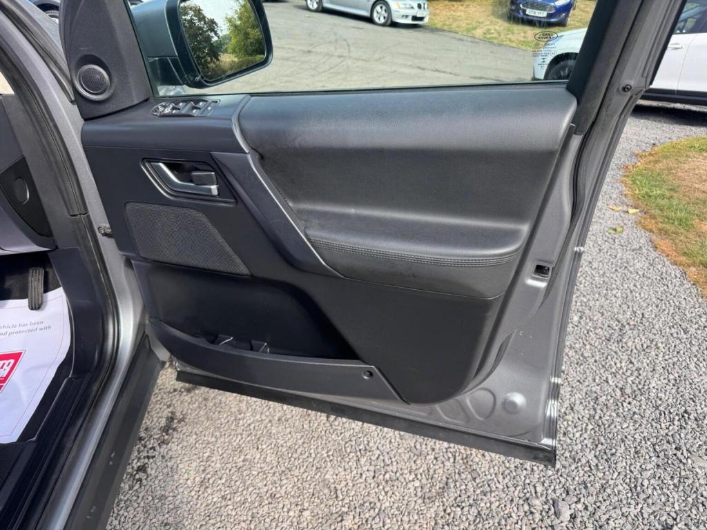 LAND ROVER FREELANDER 2 2.2 TD4 SE 4WD Euro 5 (s/s) 5dr 2014