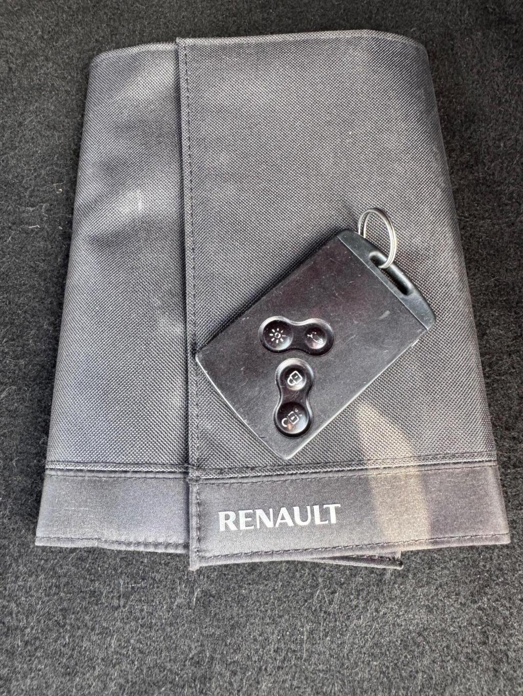 RENAULT CAPTUR 0.9 TCe ENERGY Dynamique MediaNav Euro 5 (s/s) 5dr 2014