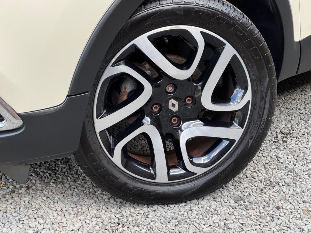 RENAULT CAPTUR 0.9 TCe ENERGY Dynamique MediaNav Euro 5 (s/s) 5dr 2014