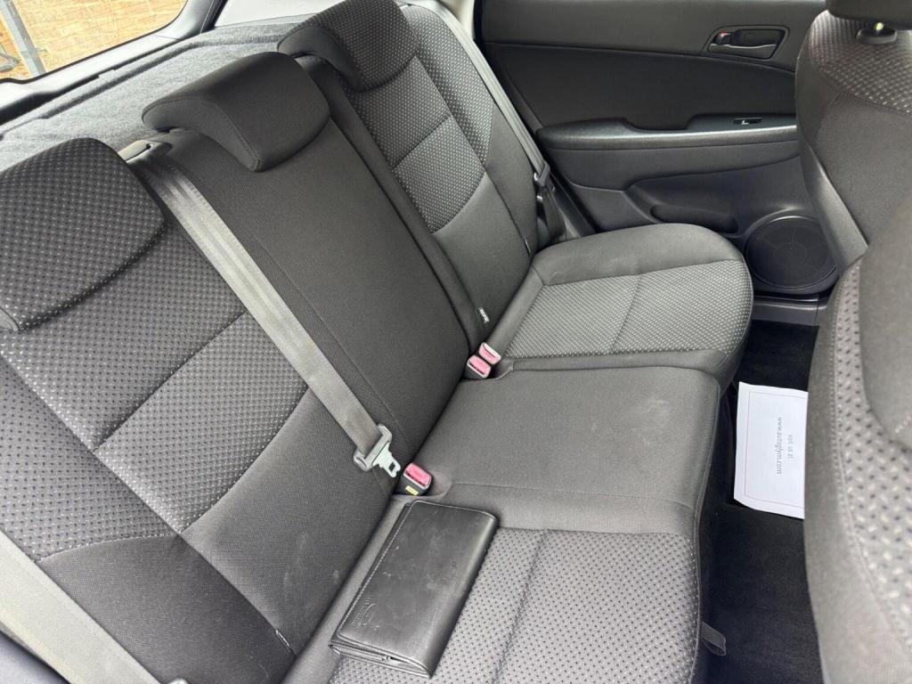 HYUNDAI I30 1.4 Comfort Euro 5 5dr 2011